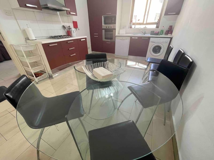 דירות Gzira / Sliema Wifi & Ac ! Great Value & Location מראה חיצוני תמונה