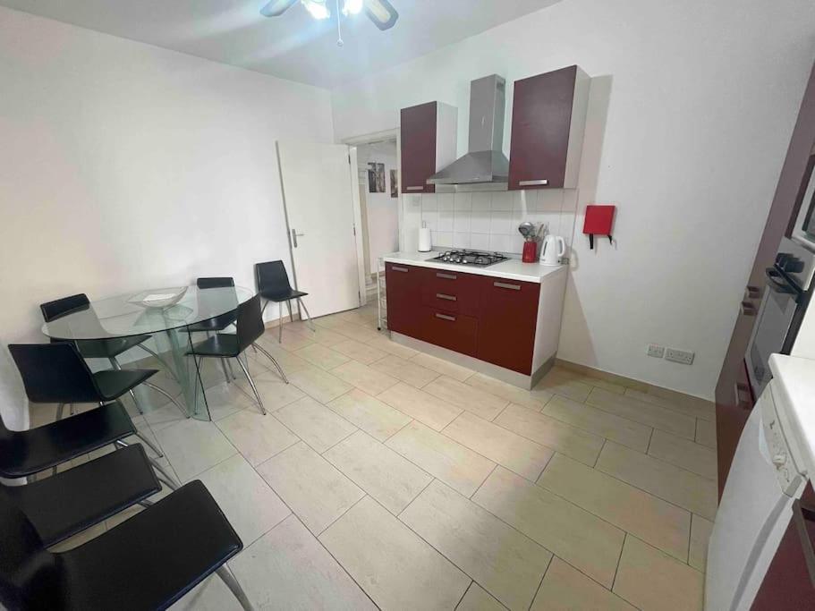 דירות Gzira / Sliema Wifi & Ac ! Great Value & Location מראה חיצוני תמונה